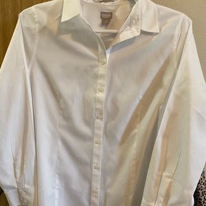 Chico size 2.5 No Iron classic white blouse